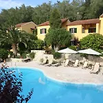 Andrikos Apartment *