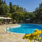 Andrikos Apartment *