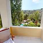 Andrikos Apartment *