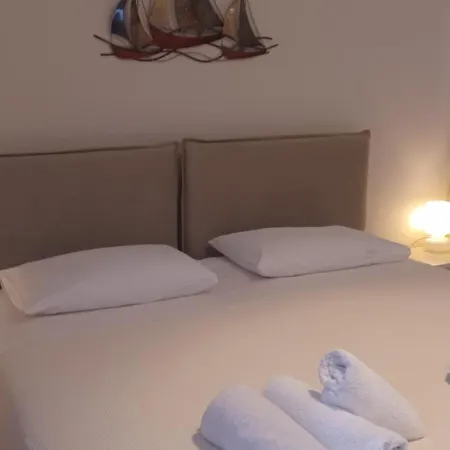 公寓 Andrikos Kalodhikatika