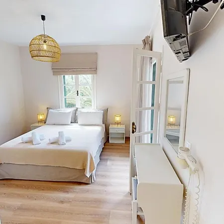Apartament Andrikos